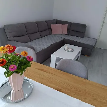 Mary Apartment