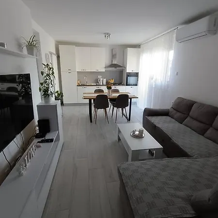 Apartment Apartman Mary